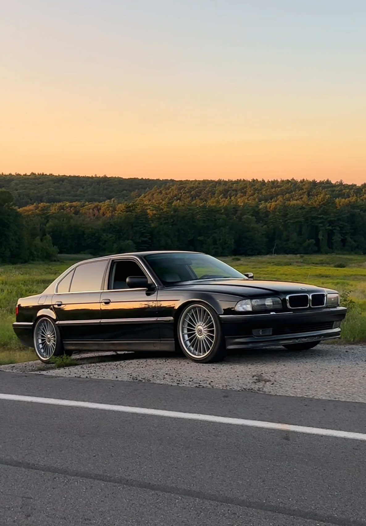 Sunset 7er #bmw #germancars #carsoftiktok #e38 