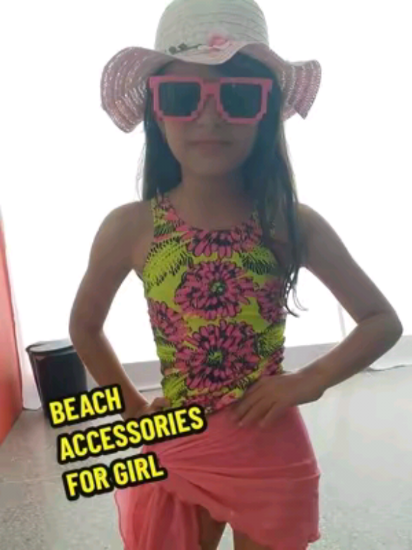 Accesorios playeros para niñas #osdarmodel  #modelo  #girl   #beach  #beachgirl  #accessories  #creatorsearchinsights 