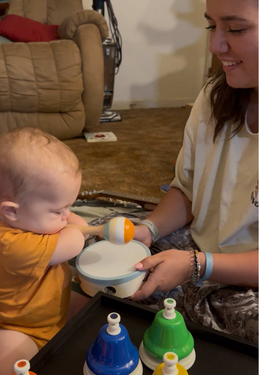 Every time we think a limit exists for Bryson, he proves us wrong. Do we have a future drummer on our hands??! #limbdifferenceawareness #luckyfin #starfish #fyp #adaptive 