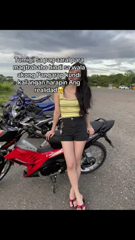 Yung mas kailangan mo mag trabaho kysa pag aaral yung kailangan mo mag kapera para makatulong ka #fyppppppppppppppppppppppp #fyp #viraltiktok 