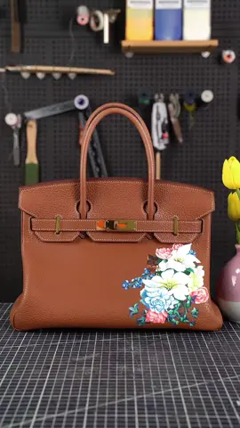 #baglover #handmadepurse #eatherbag #handcrafted#minibags #women #womenaccessories #gift #crossbodybag #fashion #stylefashion #trendbag #womenbags #ArtisanCrafted  #LuxuryHandmade #handmadebags #bag #luxurybags #designerbags #leatherbag #customized #leatherpurse