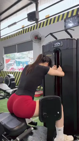 🍑 #gymgirl #gymrat #gymmotivation #GymLife #vtv 
