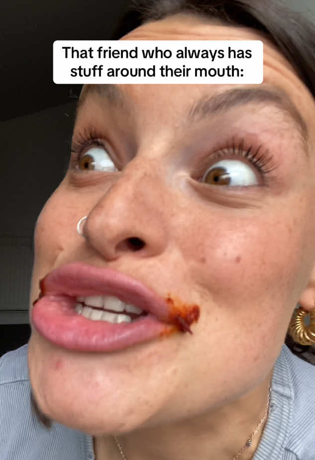 Not the red sauce lips😩 #skit #sauce #cleaniness #relatable #comedy 