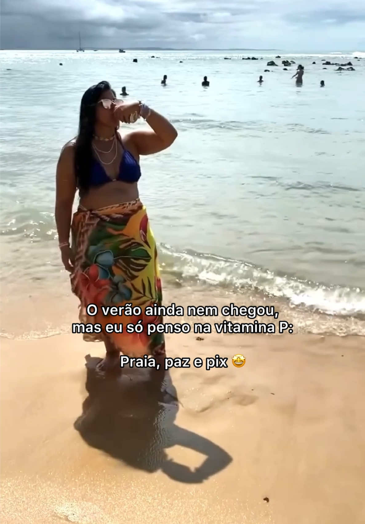 É dessa vitamina que eu preciso 🥲 Principalmente de uma prainha 🏝️☀️ #meme #praia #viral #foryou #fyp