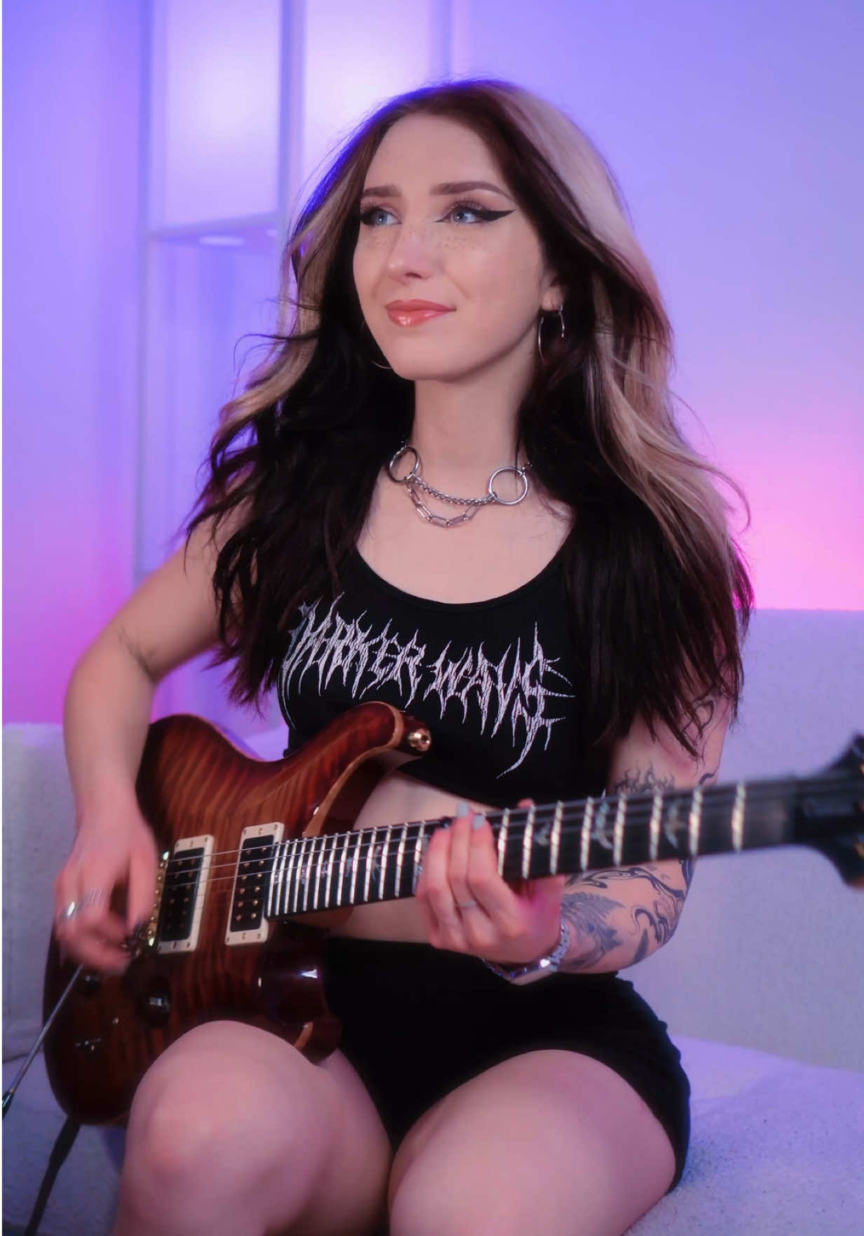 one of my favourite songs of all time 😍🎸 …which classic you want me to play next? 💁🏼‍♀️ 🎶 Hold The Line // TOTO  #guitar #guitarist #guitarplayer #guitarsolo #guitarcover #femaleguitarist #guitargirl #metal #rock #prsguitars #daddario #neuraldsp #TOTO #holdtheline