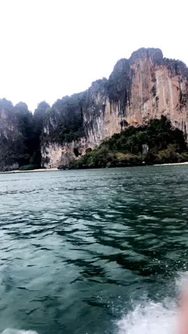 مهما كان بعدك حيطول💔💔