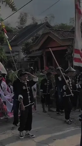 #CapCut karnaval ikspi kera sakti #ikspilamongan🔰 #ikspi_kerasakti1980🐒🌹 #fyppppppppppppppppppppppp #ikspi_kerasakti1980 