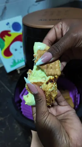 Something to enjoy this cold season💕#smores #smoresdip #smoresdipmarshmallow #smoresdiprecipe #nyamburaah #fyppppppppppppppppppppppp 