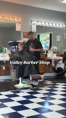 Go see Dave! 💈 #valleybarbershop #barber #shoplocal #smallbuisness #putnamcounty #putnamcowv #wv #WestVirginiaIsAState 🤓
