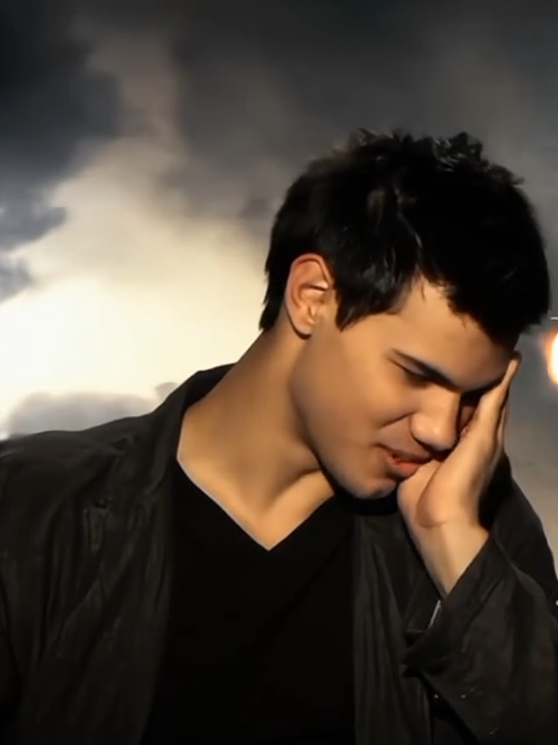 Taylor Lautner prime #crepusculo #jacobblack #taylorlautner #celebrity #hollywood 