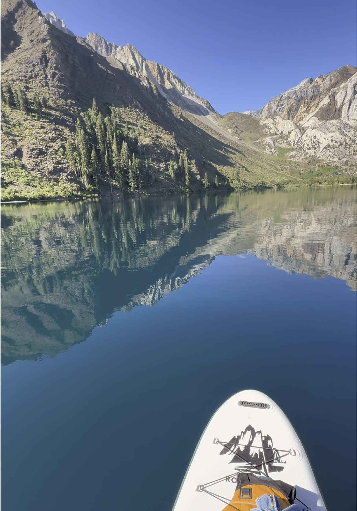 Glassy Lakes  #views #sup #chill #glassywater #convictlake 