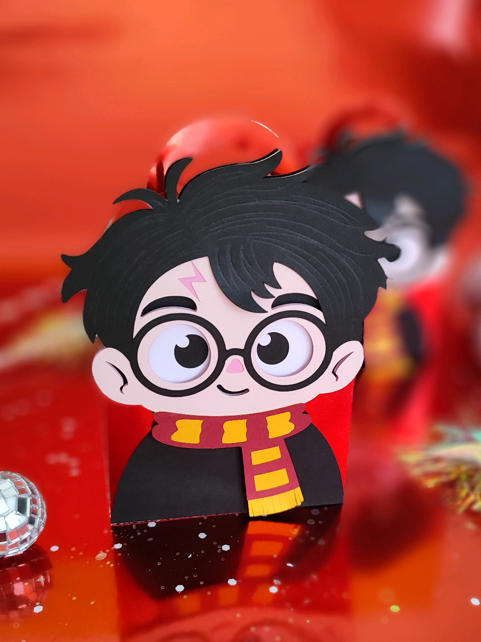 Acompáñame armar estás mini cajitas para una super fan de Harry... ❤️❤️❤️⚡ #cricutmade #crafts #creativepaper #paperdesing #harrypotter 