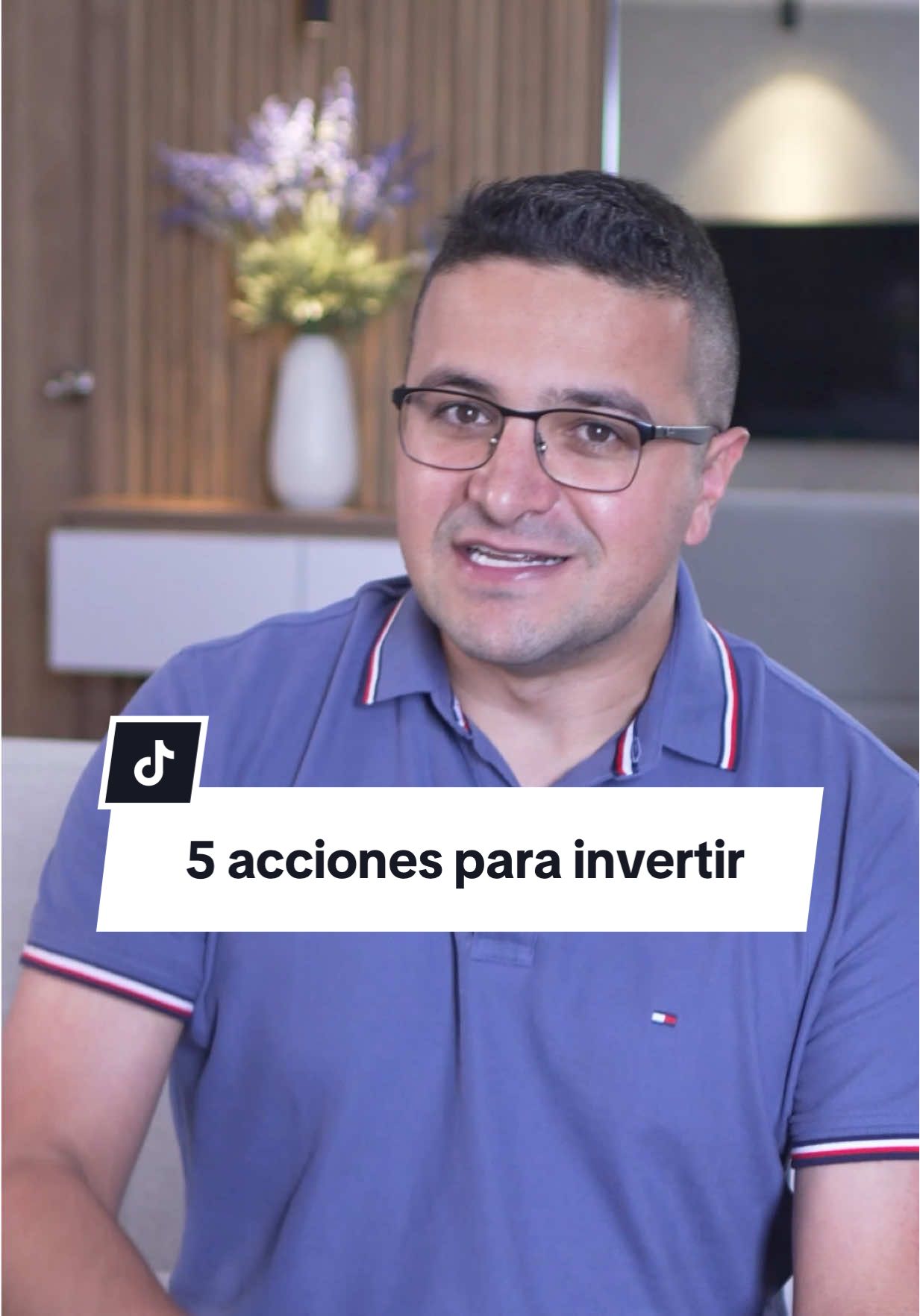 🚀 Si solo pudiera invertir en 5 acciones, estas son las que yo elegiría. ¿Cuál ya tienes en tu portafolio y cuál te gustaría sumar? 👀 Guarda este video para que no se te escape ninguna. #bolsadevalores #ideasdeinversion #educacionfinanciera #acciones #invertirenacciones  