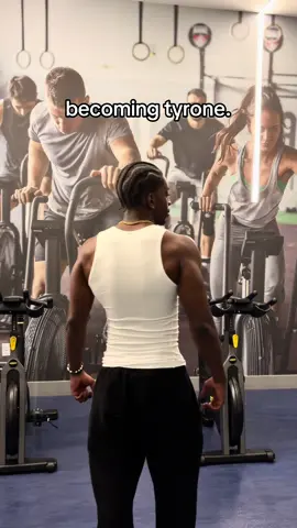 More gym content? #physique #gym #tyrone #fyp 