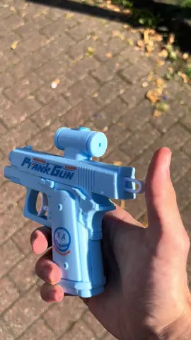 War sehr sicher mich zu treffen😂