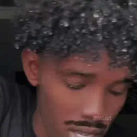 qof ijecel maa jiro😩🥹#viral_video #viewsproblem #ciyaalxamar #somalitiktok 