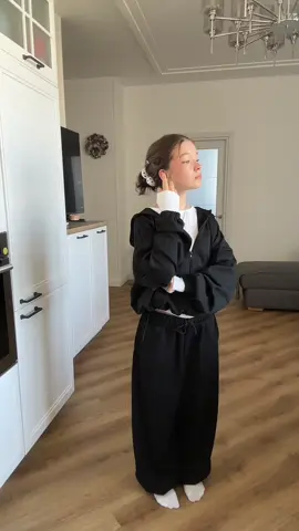 арт на худи: #482987975 арт на штаны: #482991639