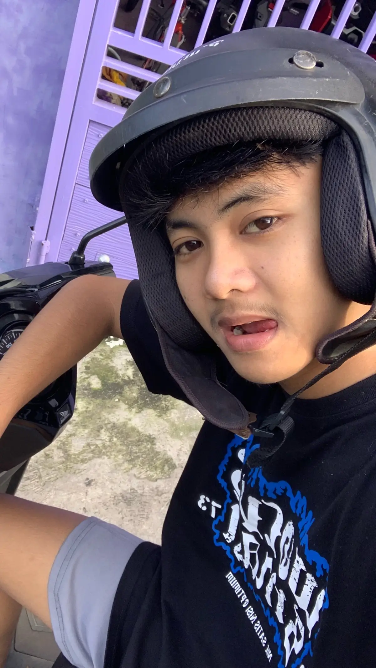 Lagu ta setan iki 