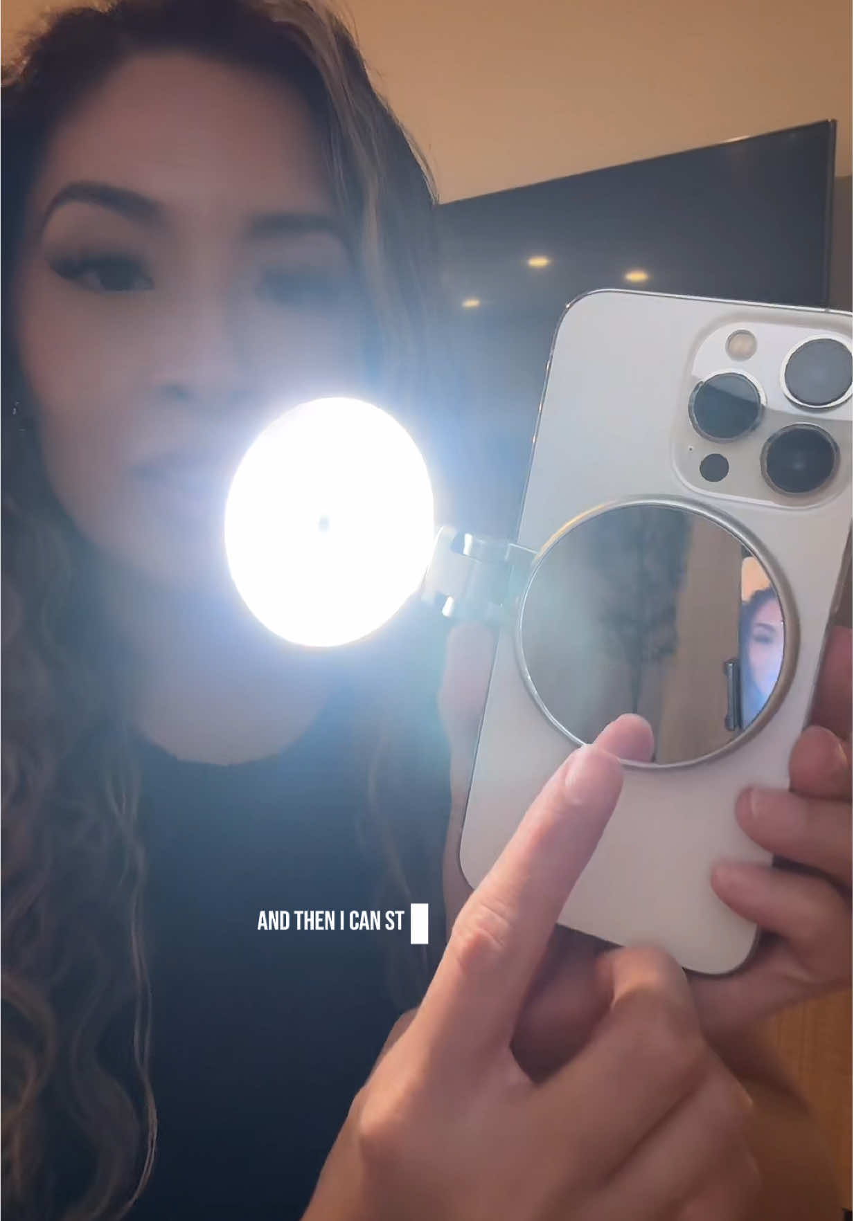 Good lighting AND a mirror?! SOLD ✅ Selfie light with mirror  Magnetic selfie light with mirror 