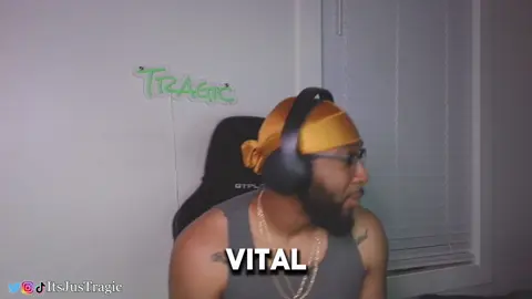 Please don’t. #itsjustragic #twitchstreamer #viral #fypシ #drakelyrics 