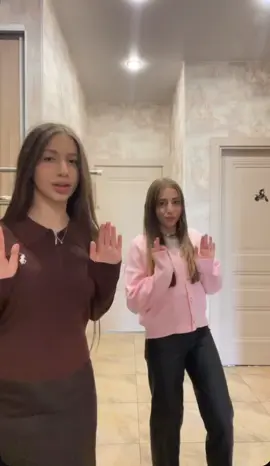 @nurawrest 🤼‍♀️  #сестра #trend #dance #тренд #танец 