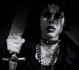 I ❤️ goth characters #thecraft #goth #film #theaddamsfamily 