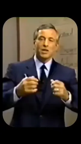 Si quieres volverte rico debes actuar como lo hace la gente rica 🧠💪🚀 #creatorsearchinsights #motivaciondiaria #briantracy #parati #emprendeonline 