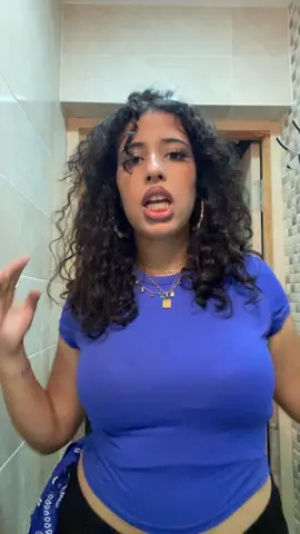 En bucle con esta canción 