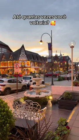 👇🏻Quantas vezes você já veio?  🔗Organize suas viagens no link da bio 💰Descontos @Laçador de Ofertas  🏷️Cupom DARICANELA  #gramado #amor #viajar #viagem #travel 