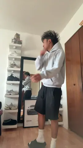 😛