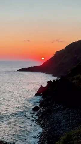 Chasing sunsets, where the golden hour reminds us that endings can be just as beautiful as beginnings. #sunset #goldenhour #azores 