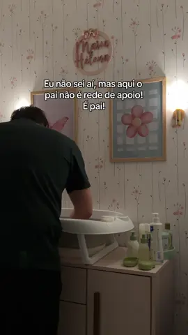 A maternidade é pesada quando a paternidade tá mto leve @Khaled Serra 