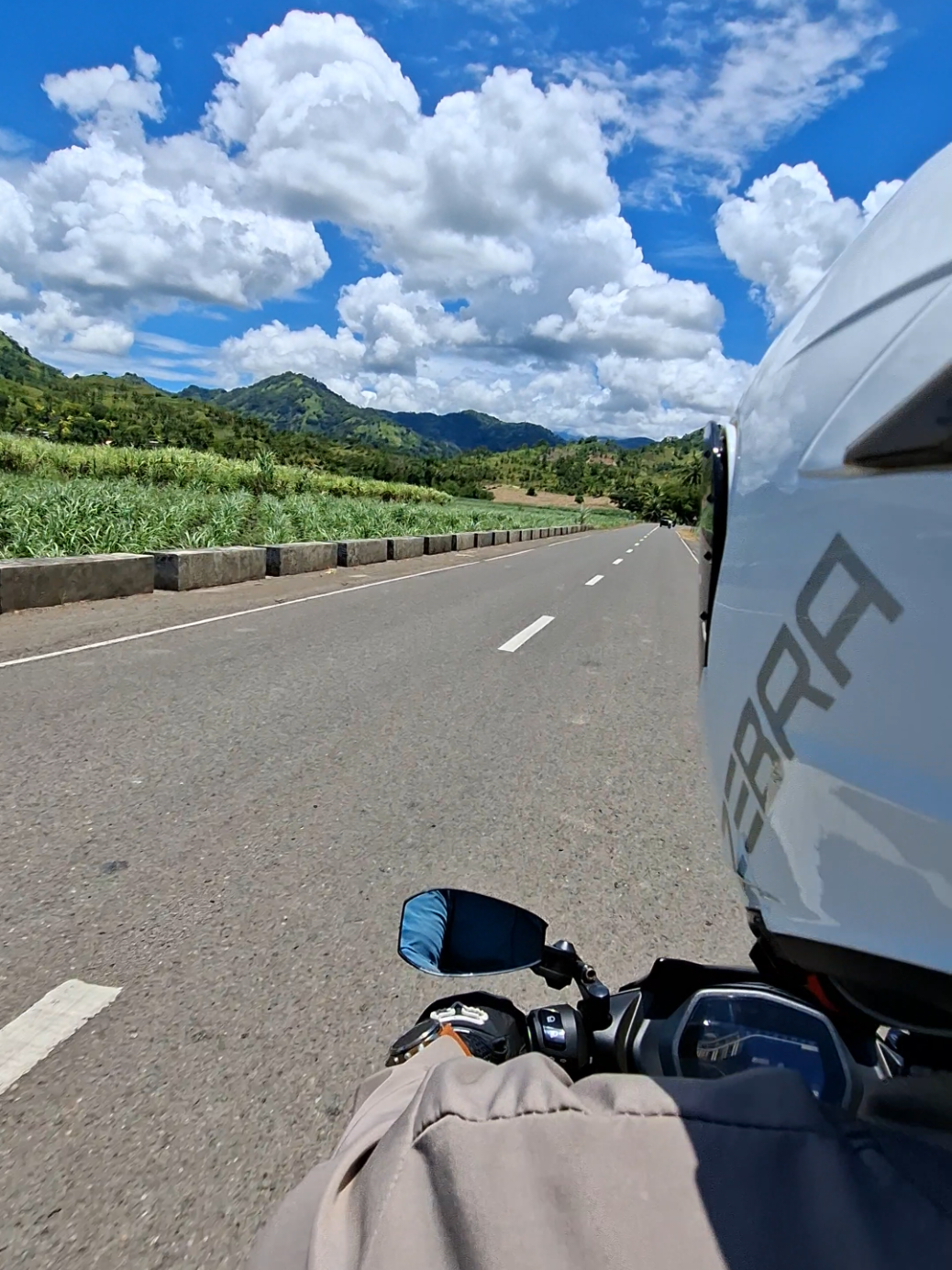 Villahermoso. . .😊 #coupleride #DSB #ride #unwind  #happy 