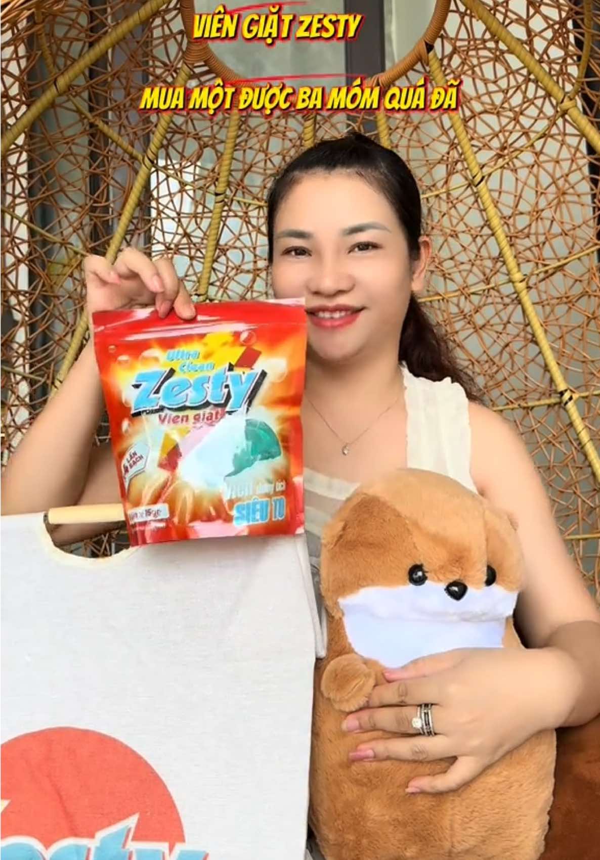 Mua viên giặt mà gặt ngay quà! Mua Zesty hôm nay nhận liền tay gấu bông và túi đựng đồ nha##viengiatZesty #viengiattienloi #viengiatthongminh #nguoitieudungthongminh #viengiatquanao❤️❤️❤️