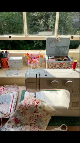 #SmallBusiness#fyp#sewing#fashiontiktok#fashiondesigner