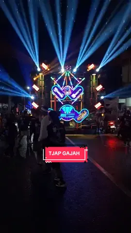 Kelu kesahmu boloo karnaval GWC 2025🫵🏻🫵🏻 Support by @Bigfour Family @ramayana_real @Ramayana Gaya Bebas @🐘🔊BOLONE RAMAYANA 🐘🔊 @shaka.lighting  #bssaudioreborn #ramayanasoundsystem #karnaval #xyzbca #fypシ゚viral 