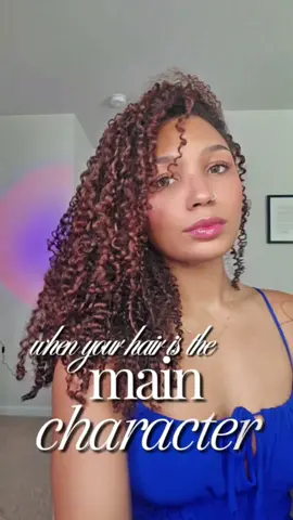 lately the hair has been giving 🤌✨️  do you guys want a curly hair routine? 👀  #CapCut #creatorsearchinsights #curlyhair #fyp #dominican 