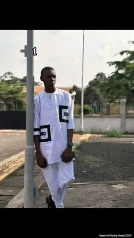 happy birthday 🎉 to you bro I wish you long life and prosperity more 💰 money to your account 🏦@@ DREAM 💰❤️🙏💯 #creatorsearchinsights 