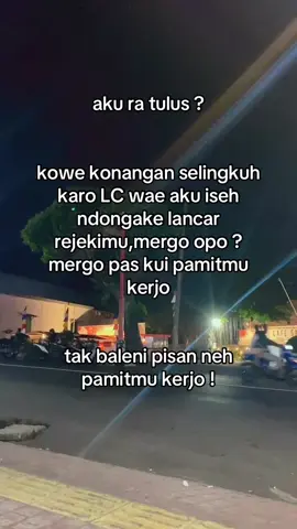 pernah sesakit itu dan aku memaafkan tanpa membalas 😁