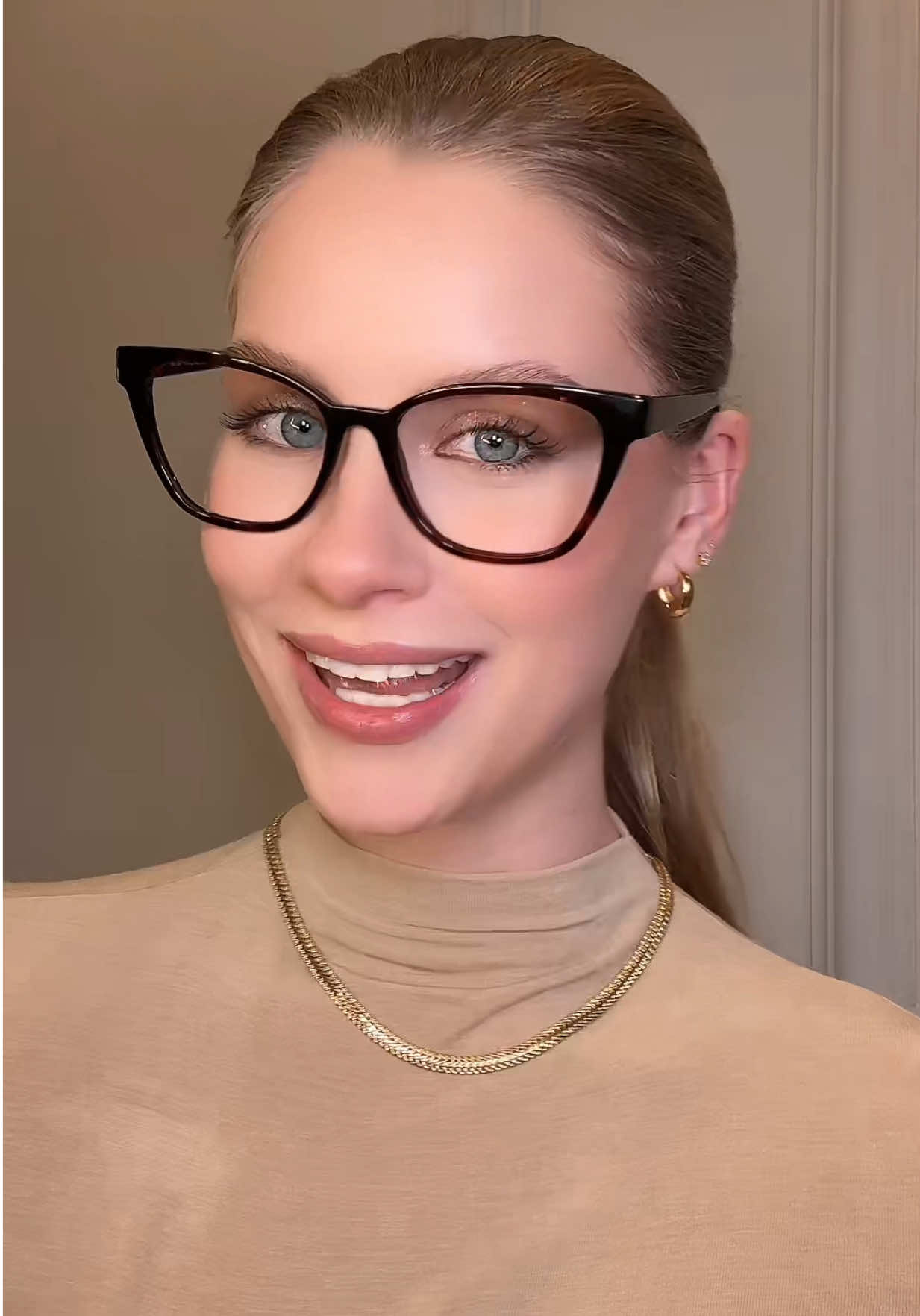 Vocês já conheciam esse modelo? #oculos #oculosdegrau #oculosdesol  #oculosfeminino #otica 