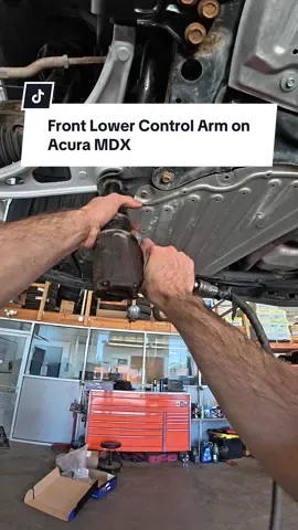 We’re really moving up in the world with this top notch quality we got going on now #tiktokautocampaign #mechanic #acura #mdx #controlarm 