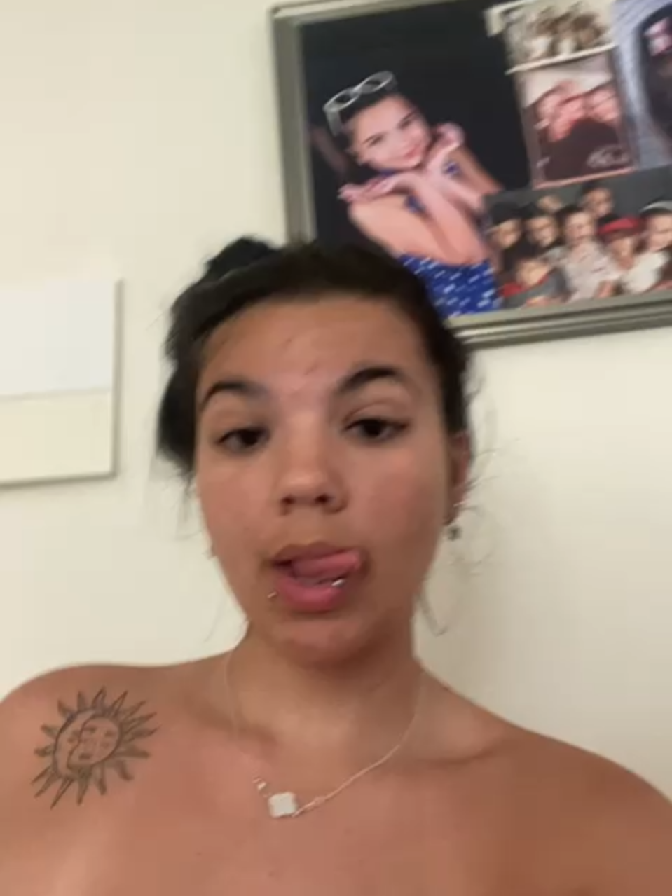 Rotten farts in my room #girlfart #fartprank #fartsarefuny #farted #girlfarting