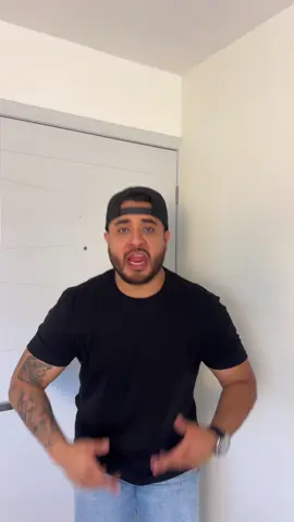 La única manera de cantar este himno 🎤 😂 