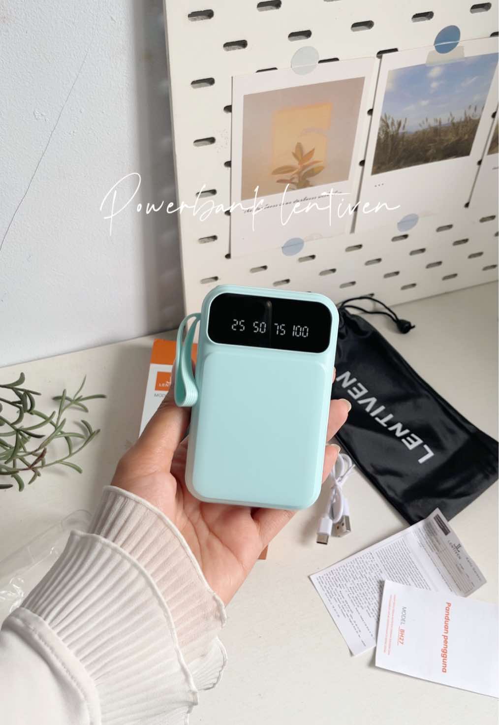Kalian harus punya sihhh,ini beneran ngebantu banget 😭🫶🏻 Powerbank lentiven fast charging kapasitas 20.000MAH ,ada senternya juga loh🫶🏻 #powerbank #powerbanklentiven #powerbankmini 