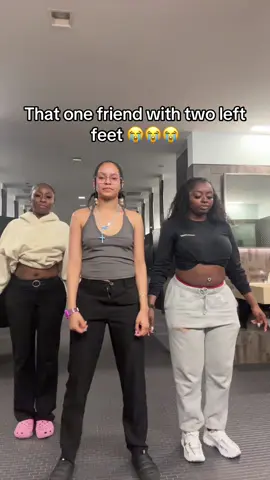 Can yall take a guess which one it is ? 😭 #dance #friends #fyp