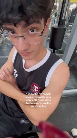 @Felpz só fiz pq to sentimental ✋🏻