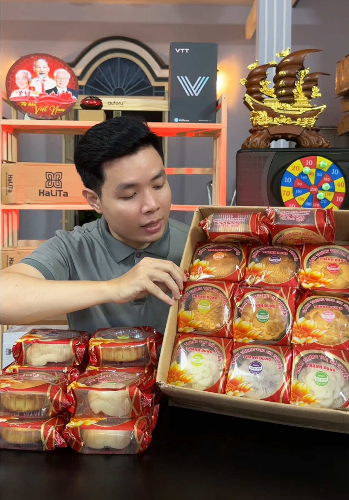 Bánh trung thu gia truyền Thanh Dung combo 10 bánh tặng 11 giá ưu đãi.  #banhtrungthu #banhtrungthuthanhdung #cauhaihieune 