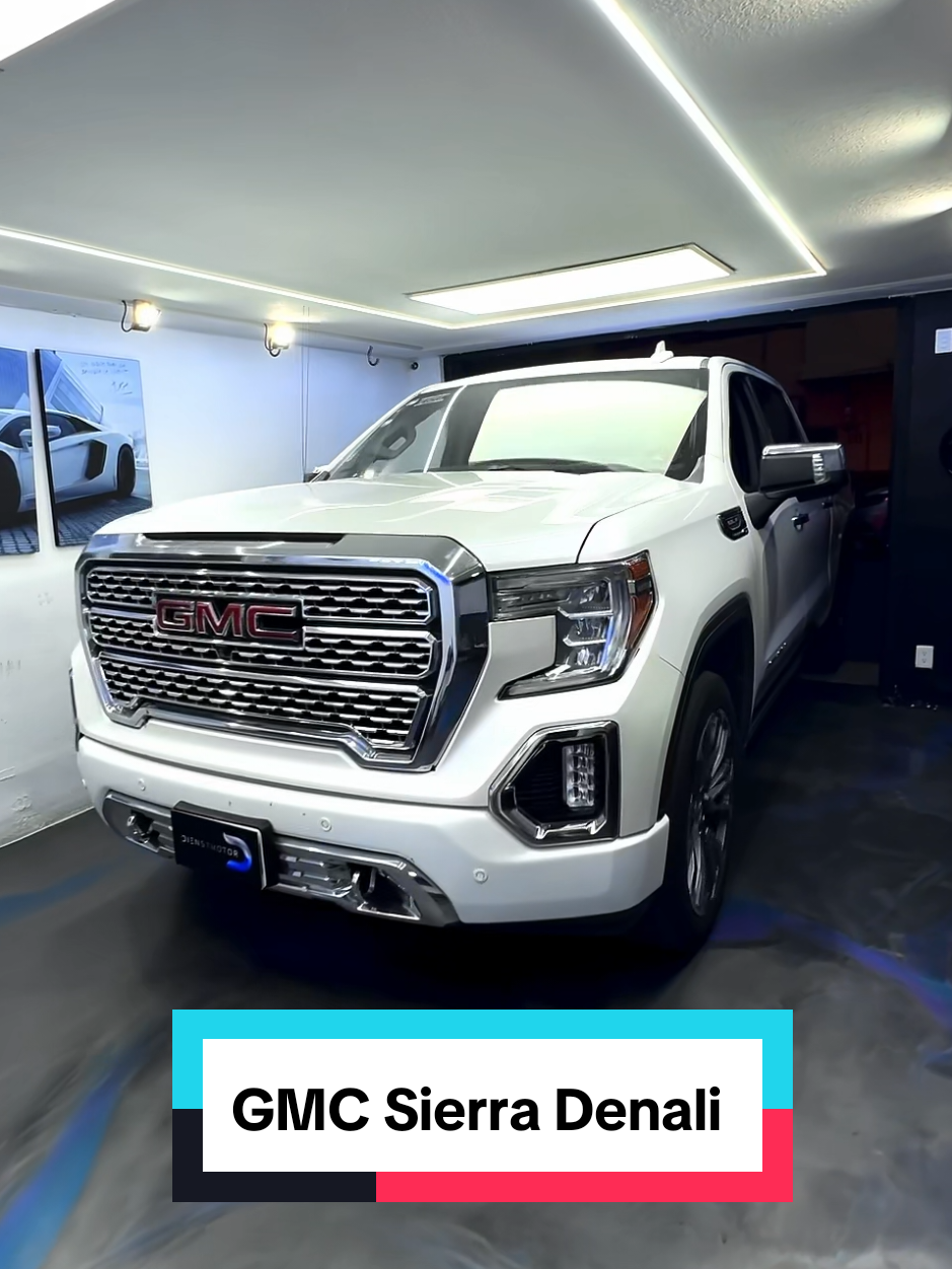 Actualizamos esta GMC Sierra Denali con una pantalla vertical Android china marca Dienstmotor tipo Tesla enorme con CarPlay y Android Auto inalámbrico, ahora está actualizada al 2025. . . . #CarPlay #AndroidAuto #GMCSierra #SierraDenali #Denali 