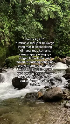 ayah : selagi kakak belum menikah, tanggung jawab masih sama ayah sepenuhnya yaa nak.  setiap keluar gapernah absen vc sekedar nanya “ngapain disitu”, padahal sebelum pergi udah izin perginya kemana, sama siapa & gapernah lupa nge-pap juga. sampe semua temenku udah join kali kek bestie sama orang rumah 😅  sehat-sehat mamak ayah ♡  #fyp 