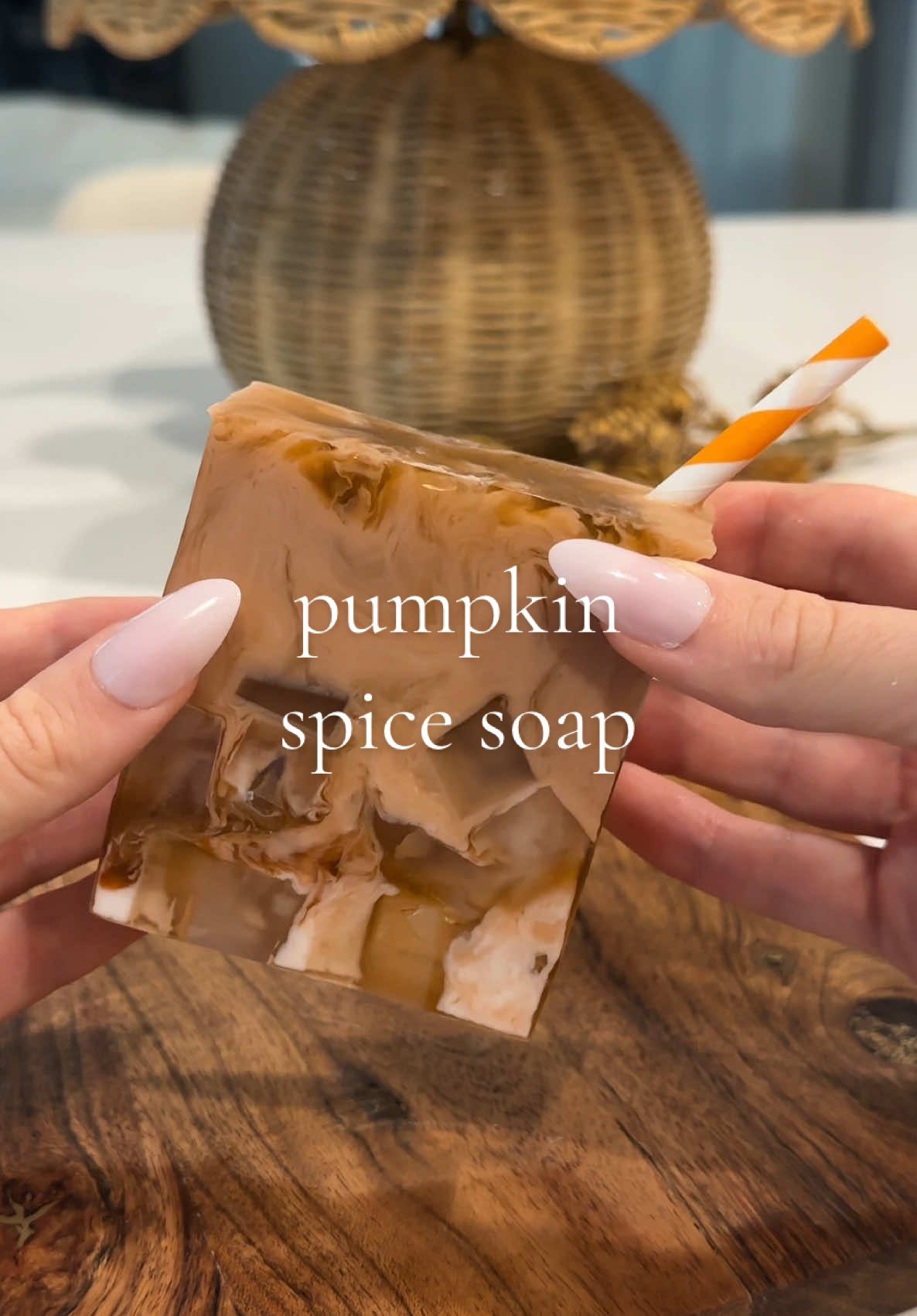 Pumpkin spice, soap edition🍂🫧🤎 #asmr #asmrsounds #soapmaking #organized #organizedhome #fall 